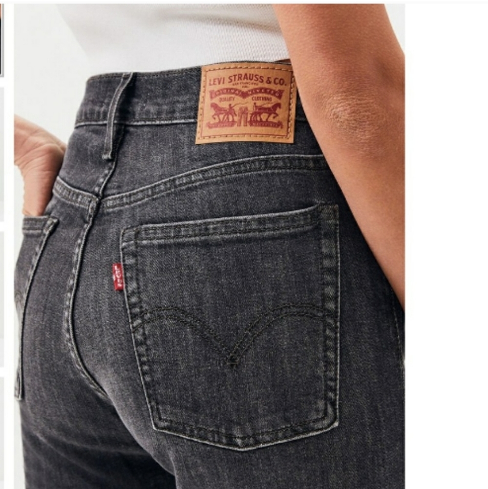 Levi's * Wedgie Fit High Rise Skinny Raw Hem Jeans - Picture 4 of 8